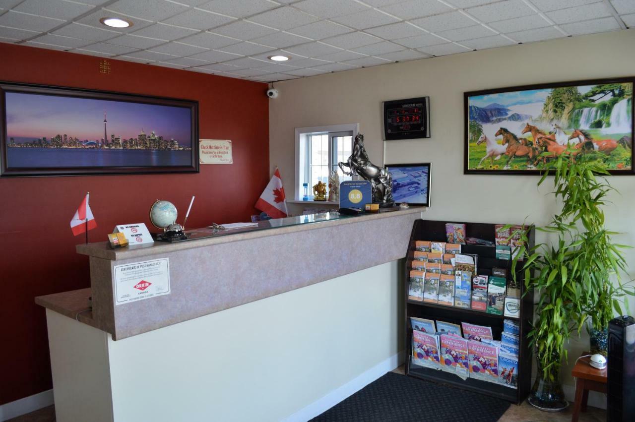 Lincoln Motel Sturgeon Falls Exterior photo